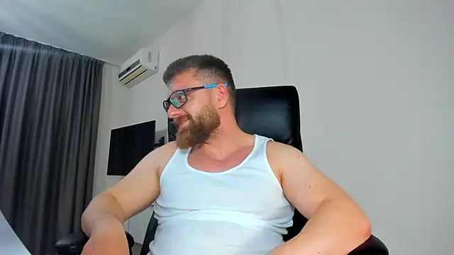 findom_guy (M young) - hard cock