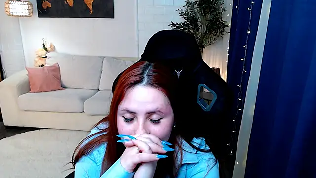 Hennessy_bunny webcam