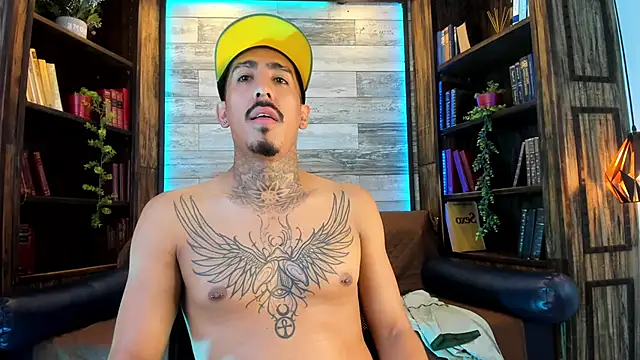 Donovan_Desmond webcam