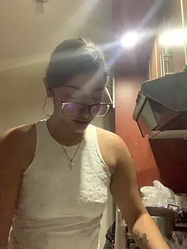 LilithMonette webcam