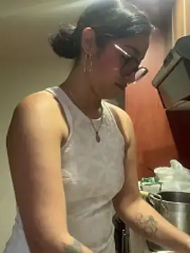 LilithMonette webcam