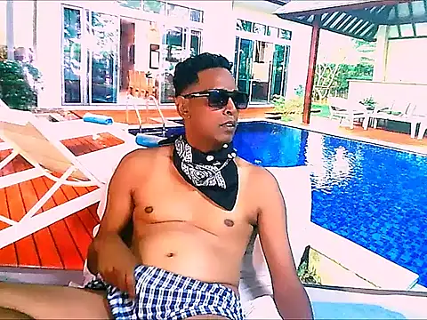 IndianHunk01 webcam