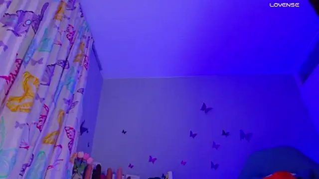 NicolleTaylor webcam