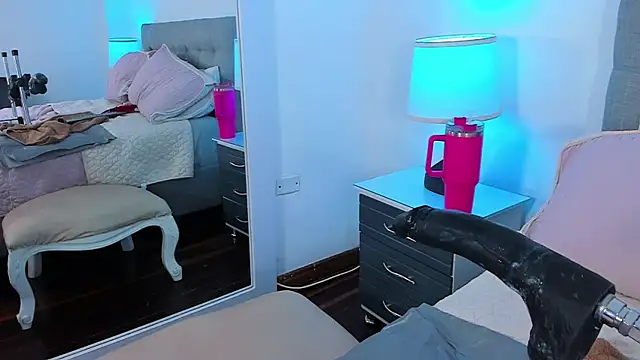 Samantha__Vega webcam