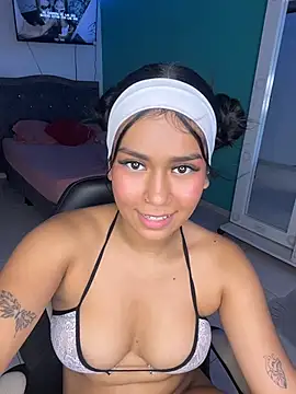 ALANAH_KITTY webcam