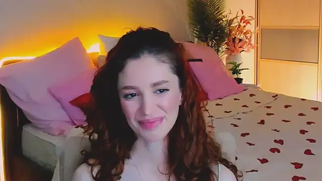 ChristinaConteeree webcam