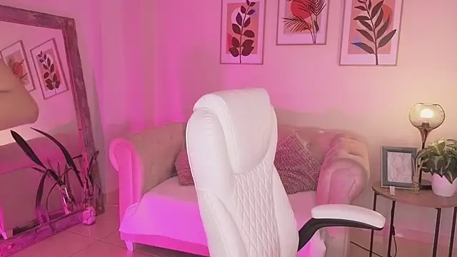 DahianaWalcott webcam