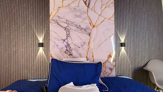 big_tits_in_your_face webcam