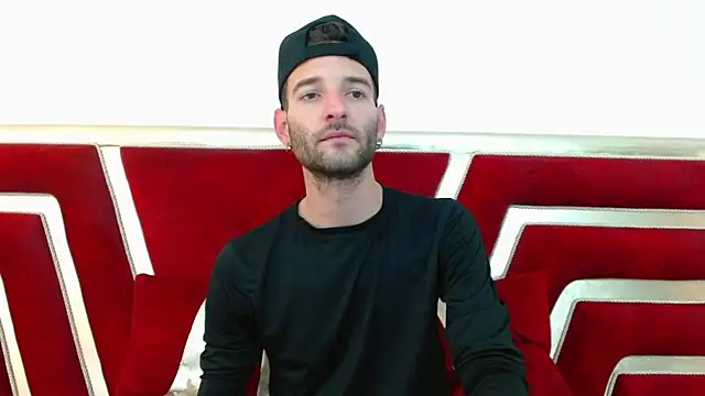 Christopher_saint webcam