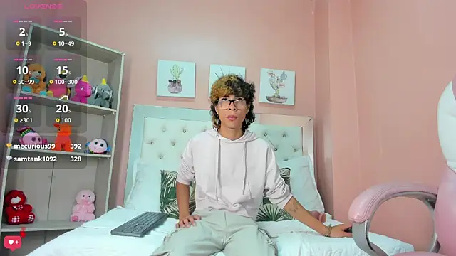 little_lemmons_ webcam