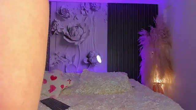 ShaniaDaniels webcam