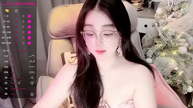 Monica-666888- webcam