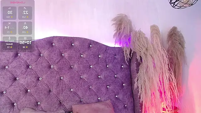 Violet_Collins1 webcam