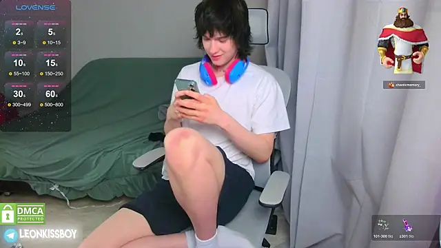 LeonBoykisser webcam