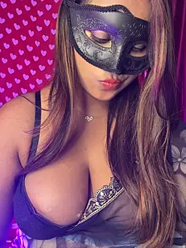 Webcam Model (Desi-panda)  is live.Free join now!