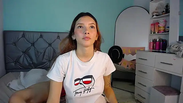 sarita_alexis webcam