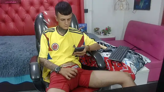 benjamin_anthony webcam