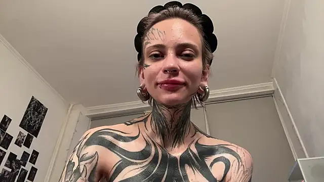 KizzieSherbert webcam