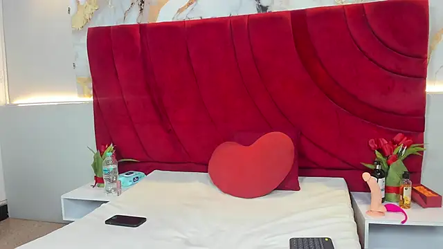 Samantha_Dessire webcam