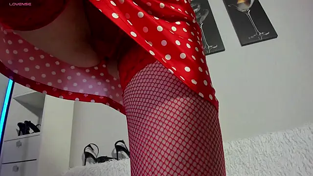 verywetforyou - Verywetforyou's free webcam - UK Sex Cams