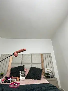 Breisy_bigboobs webcam