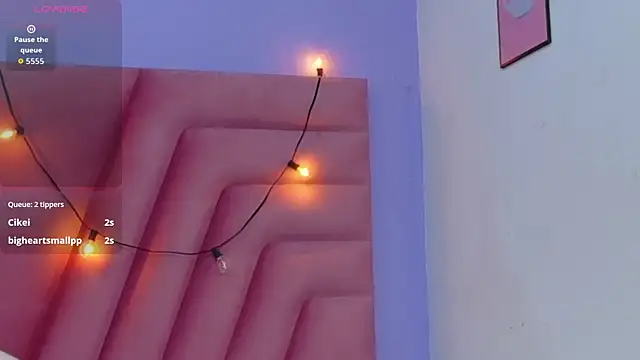 hornybarelylegalgirl webcam