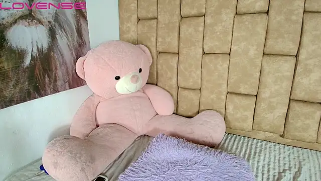 katy_handerson webcam