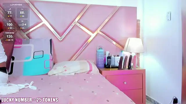 SophieSinclair webcam