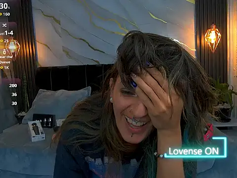 Dark_Dominika webcam