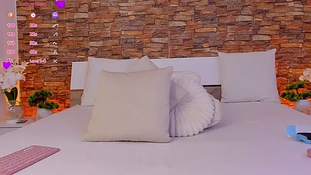 Olivia__Taylor webcam