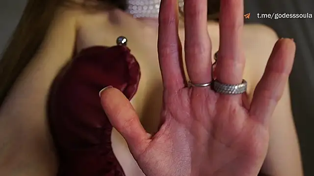 supreme_dominatrix webcam