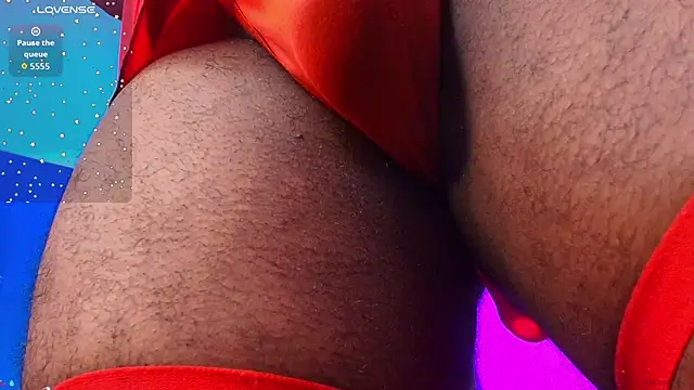 LOGAN_ADAMS27 webcam