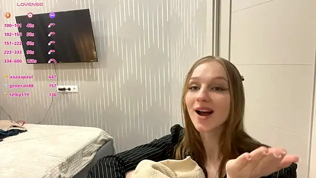 Anika_Socutehe webcam