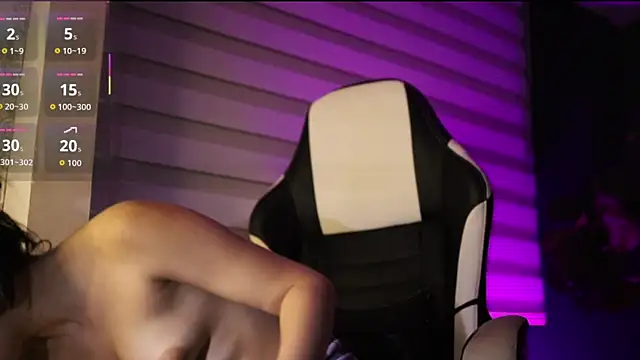 Danaa_Rousee_ webcam