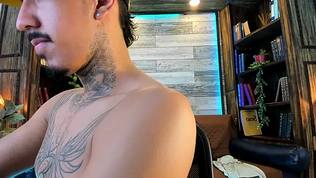 donovan_desmond - Donovan_Desmond's free webcam - UK Sex Cams