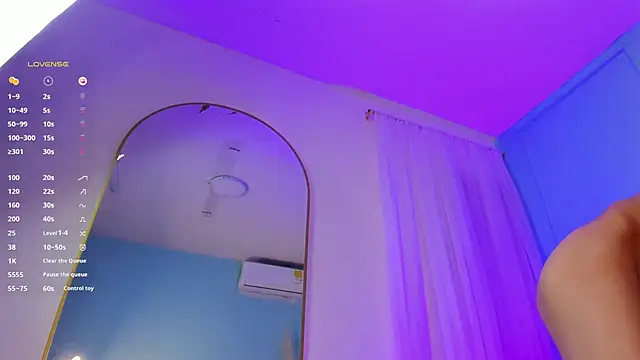 Cheys_Mast live sex cam