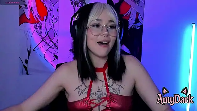_AmyDark webcam