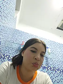 Pretty_Julieta webcam