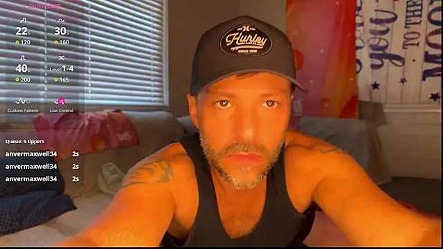 Lilmissbigguy webcam