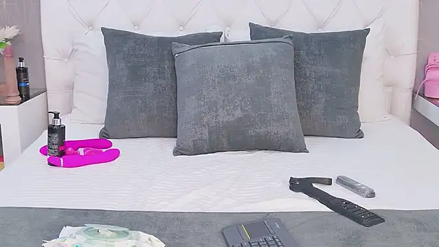 AntonellaEscudero webcam