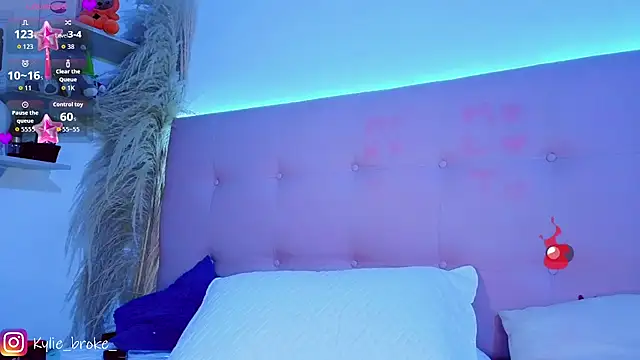 Kylie_brokee webcam