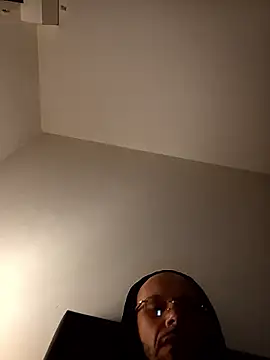 guitccch (Ask my age) - Je vous laisse choisir