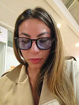 karen_san_miguel (G young) - Flash tits + spit tits in public 😈