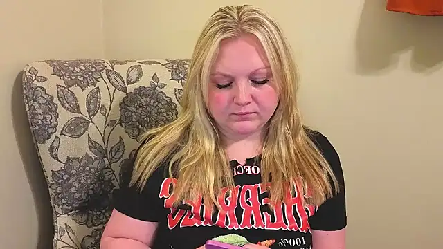 Preview of phatassblond