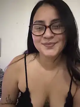 CamilaH_69 webcam