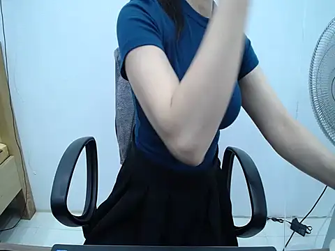 _Lady- webcam
