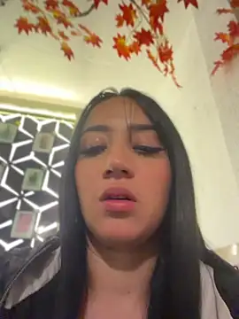 EmmyEvans1 live sex cam