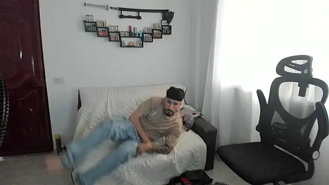 DmitriSanders webcam