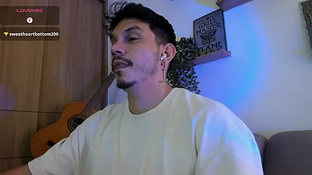 alejandro_stark webcam