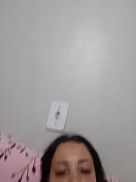 BrendaBittencourt webcam